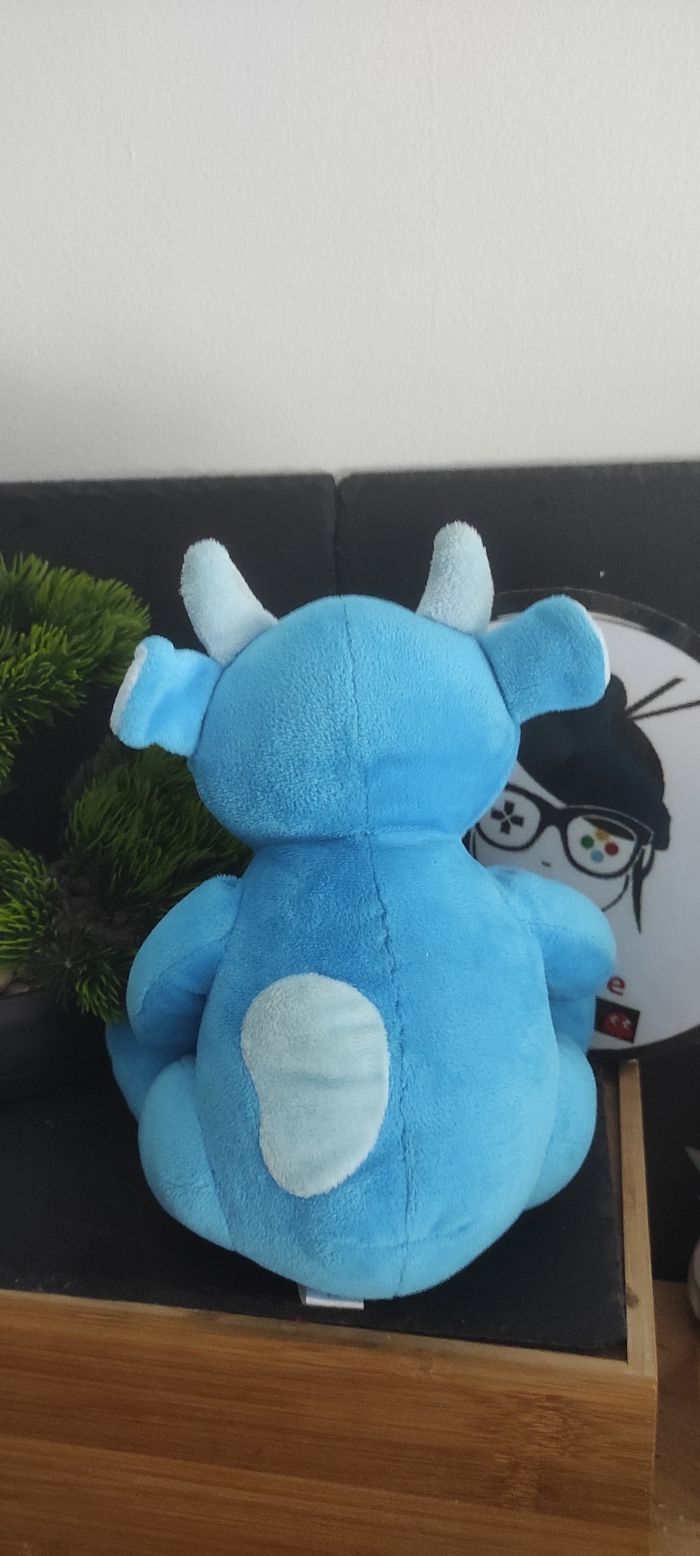 Doudou Peluche Vache Assis Bleu Fleur Hochet Arthur Et Lola Bébisol PE0221 - photo numéro 2