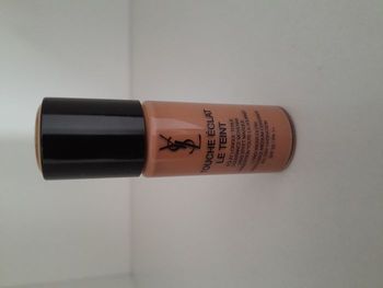 Yves Saint Laurent  Le Teint