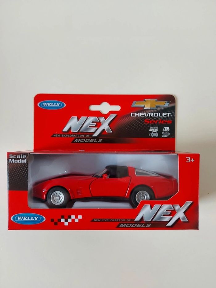 Chevrolet corvette c3 1982 - rouge