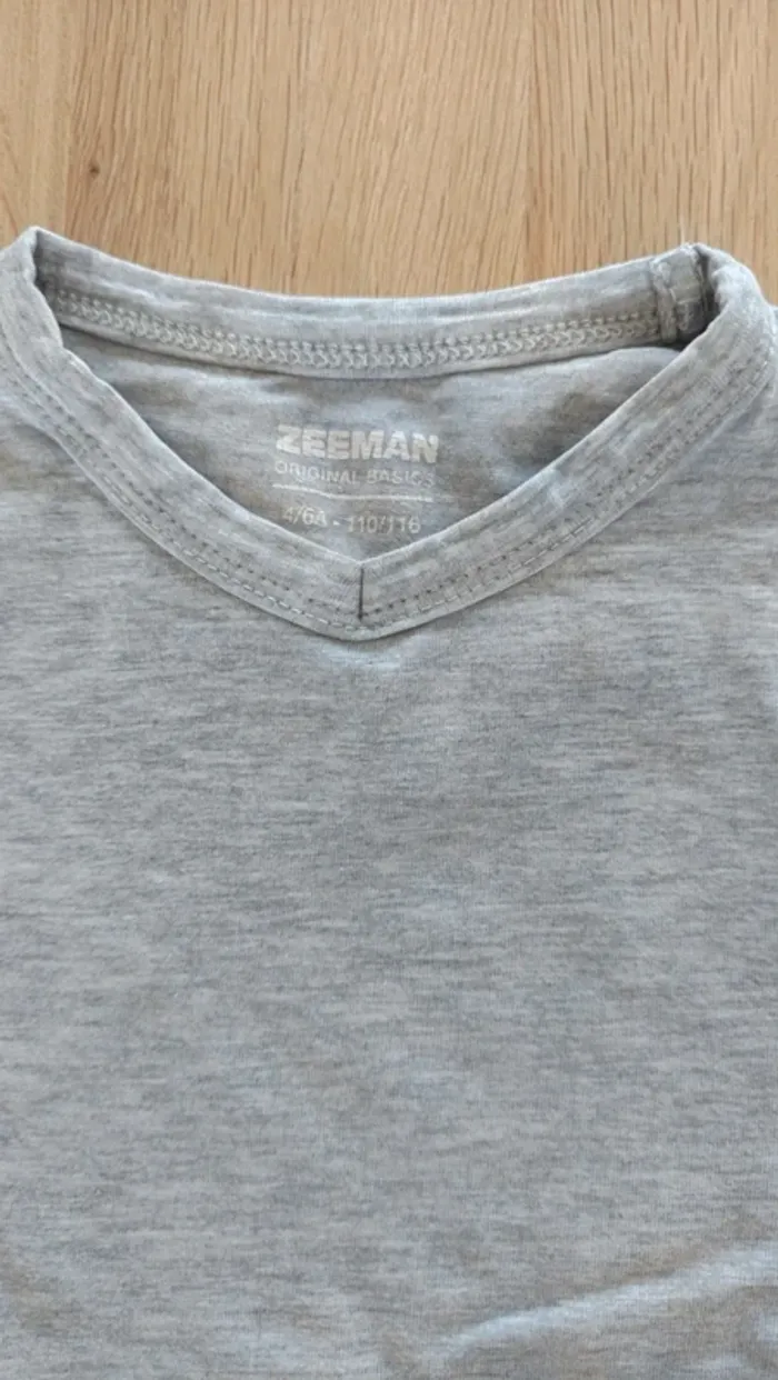 Tee shirt manches courtes Zeeman gris 4/6ans. - photo numéro 2