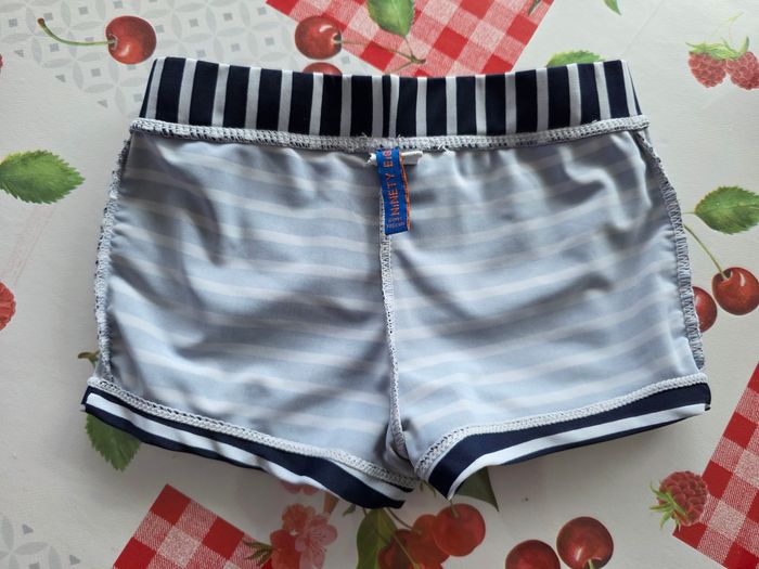 MAILLOT BAIN GARÇON BLEU MARINE/BLANC TAILLE 6ANS MARQUE NINETY EIGH - photo numéro 3