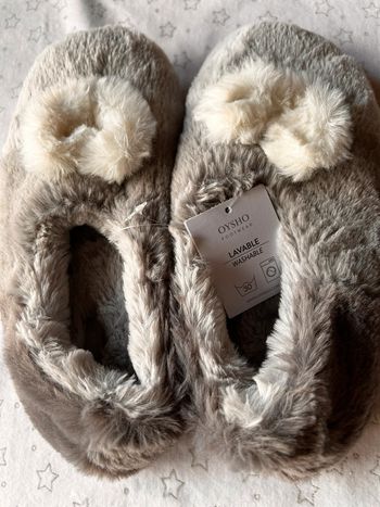Pantoufles grises 36-37 Oysho neuves avec étiquette