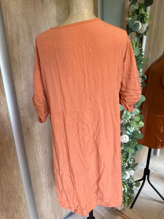 Robe courte et légère femme - photo numéro 4