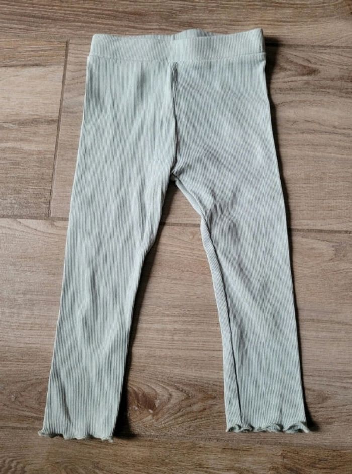 Lot de 2 leggings taille 24 mois - photo numéro 2