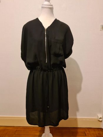 Robe noire T42