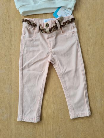 Pantalon neuf 18 mois