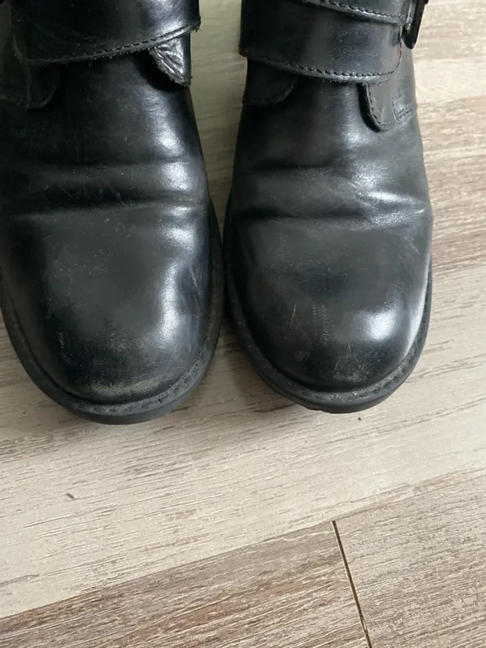 Boots en cuir à sangles noires - photo numéro 8