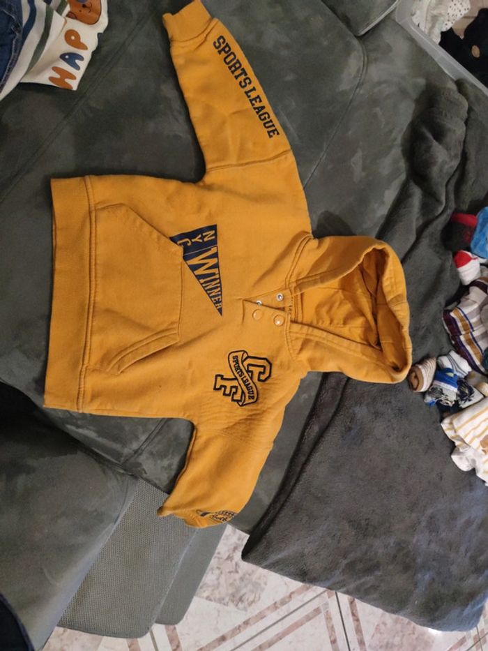 Sweat jaune