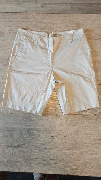 Short beige pour femme, H&M, 42, jamais mis