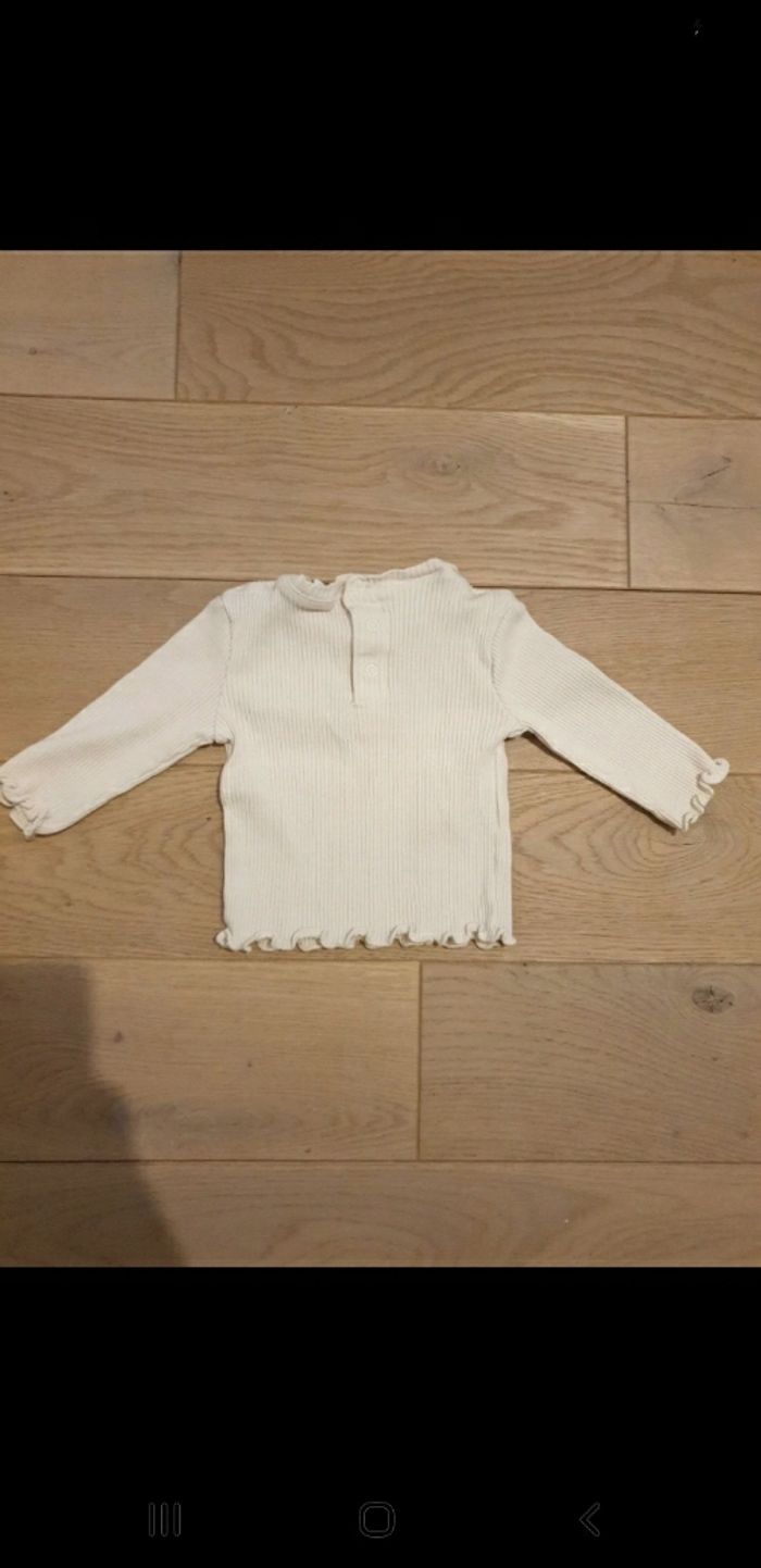 Haut manches longues 3 mois - photo numéro 2