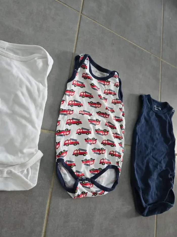 Lot de 3 bodies sans manches - photo numéro 3