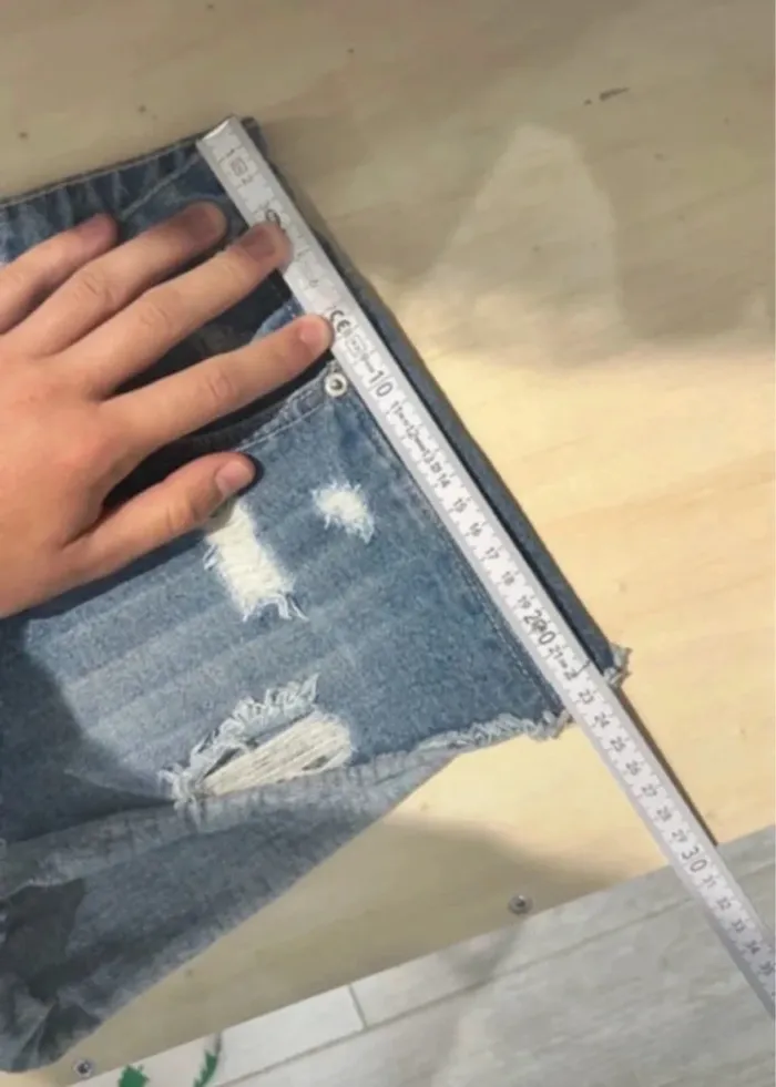 Short en jean bleu - photo numéro 6