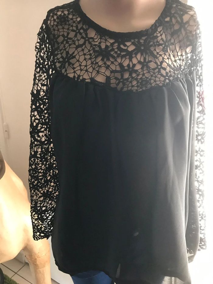 haut crochet dentelle noir xl