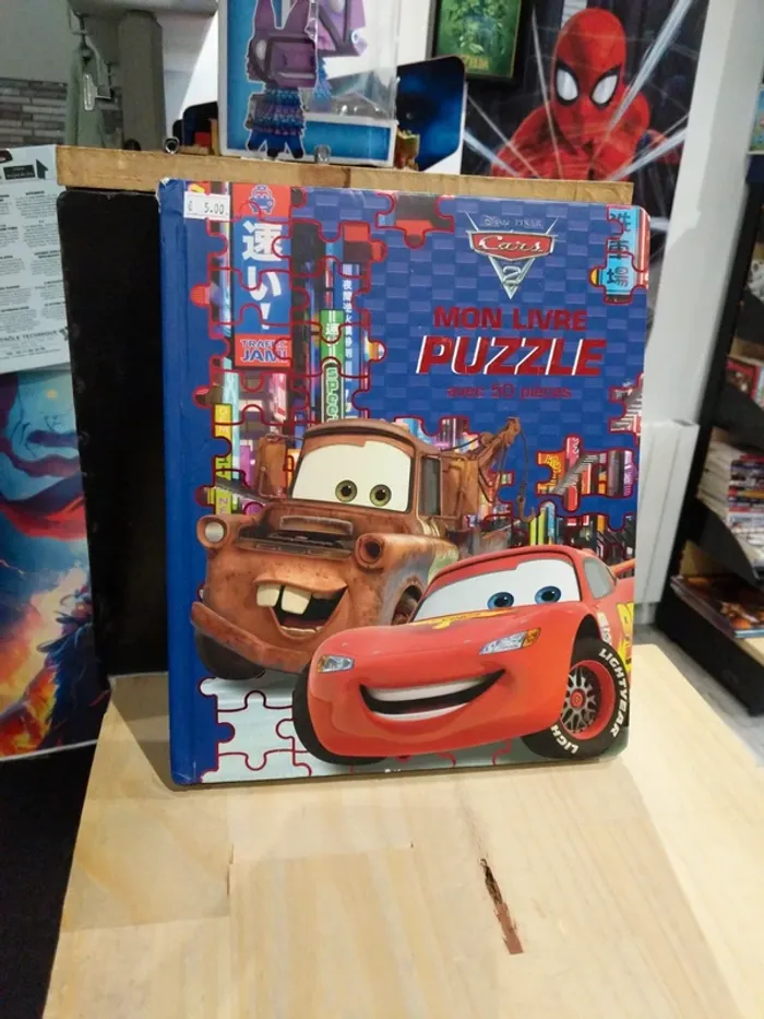 Mon livre Puzzle avec 50 pièces - Disney Cars 2