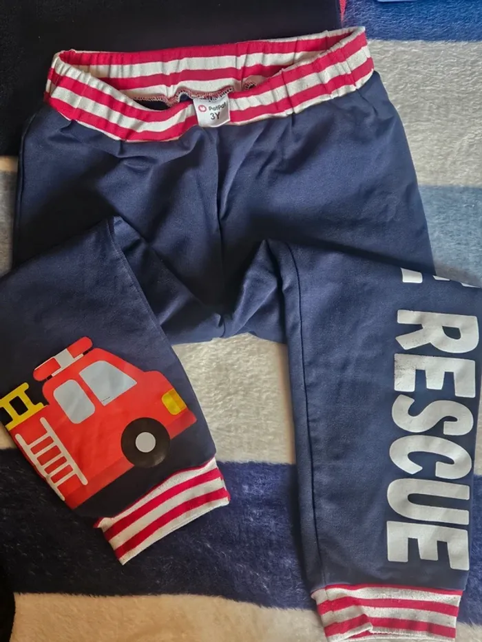 Lot vêtements 3 ans - photo numéro 2