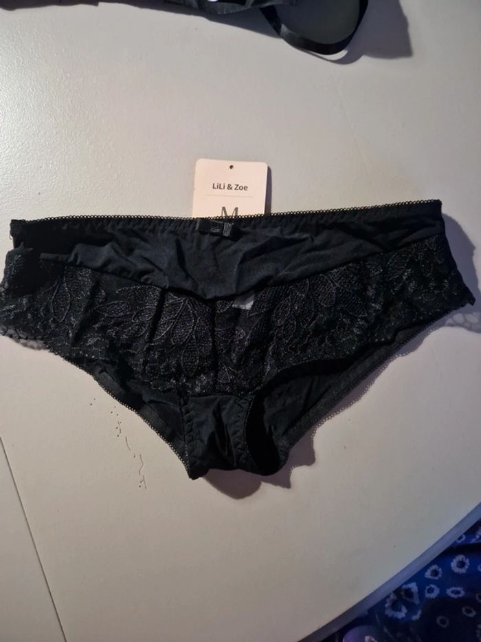 Ensemble Soutien gorge et slip 🖤 - photo numéro 7
