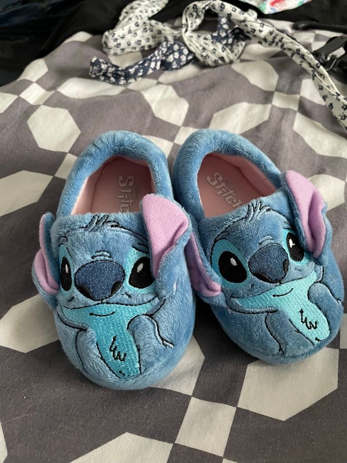 Chaussons stitch neuf 23 - photo numéro 3