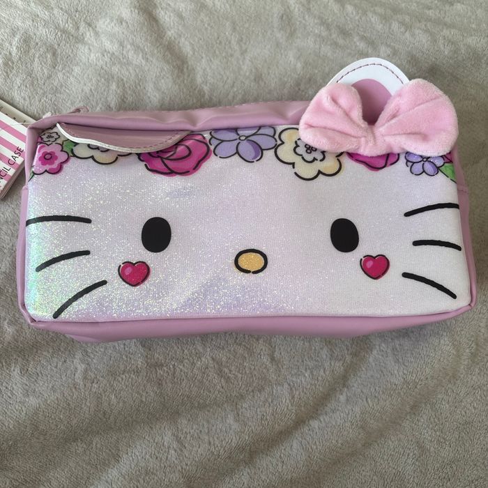 Trousse hello Kitty - photo numéro 2