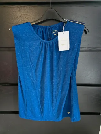haut bleu Les petites bombes
