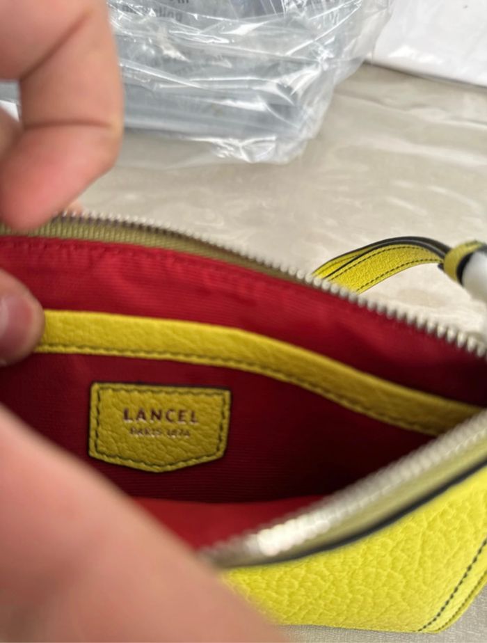 Sacoche Zippe LANCEL - photo numéro 9