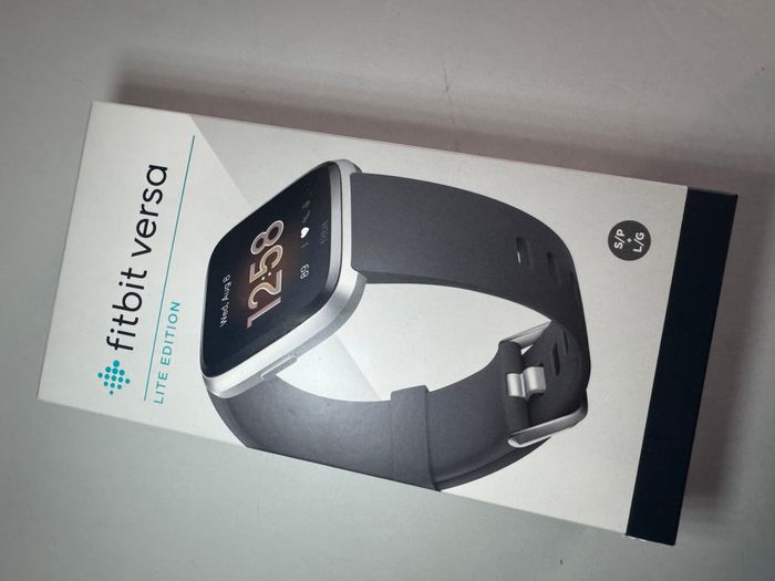 Fitbit versa lite