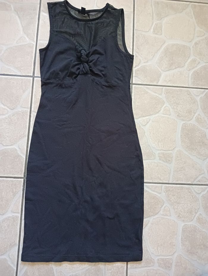 Très belle robe Jenyifer