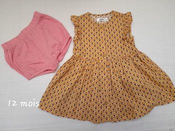 Robe et cache-couche 12 mois.