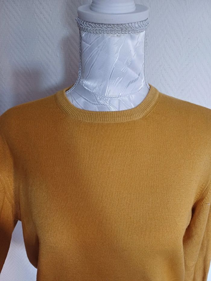 Pull couleur moutarde - photo numéro 3