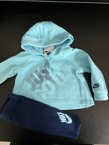 Ensemble Nike