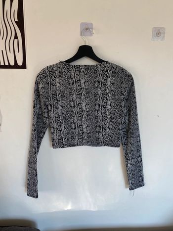 Crop top à imprimé serpent