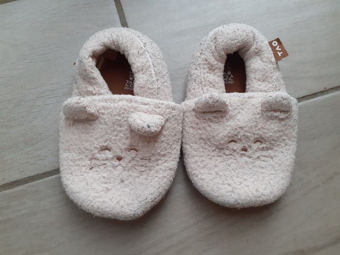 Chaussons beige 12-18 mois