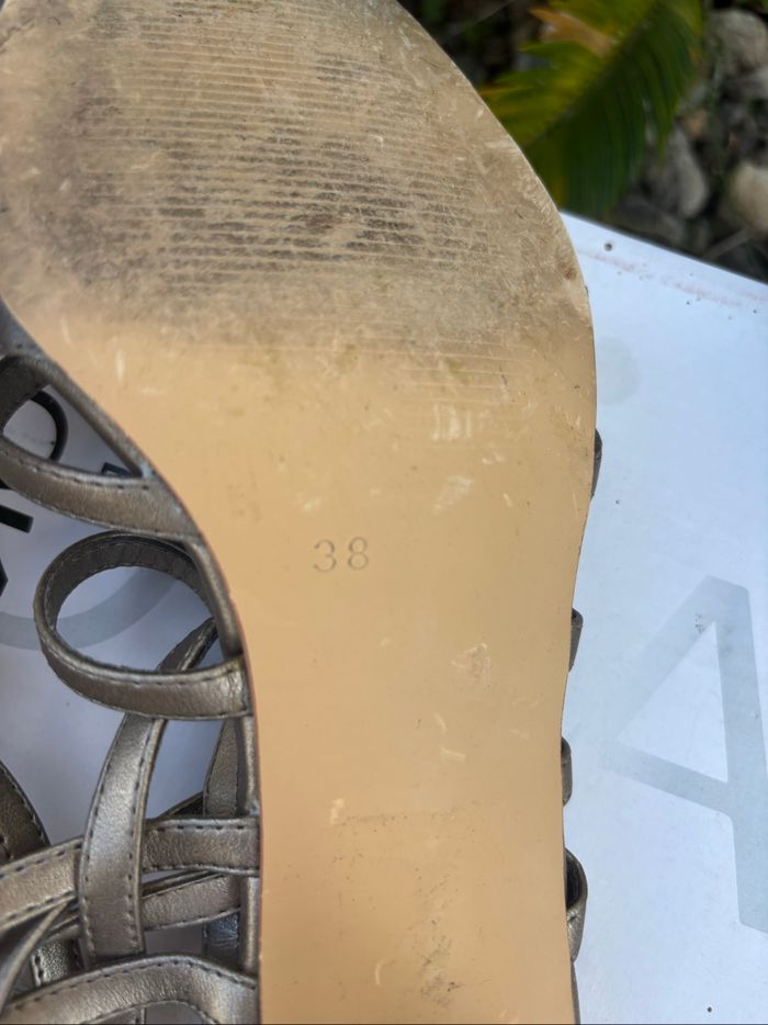 Eram - sandales argentées à talon T38 - photo numéro 4