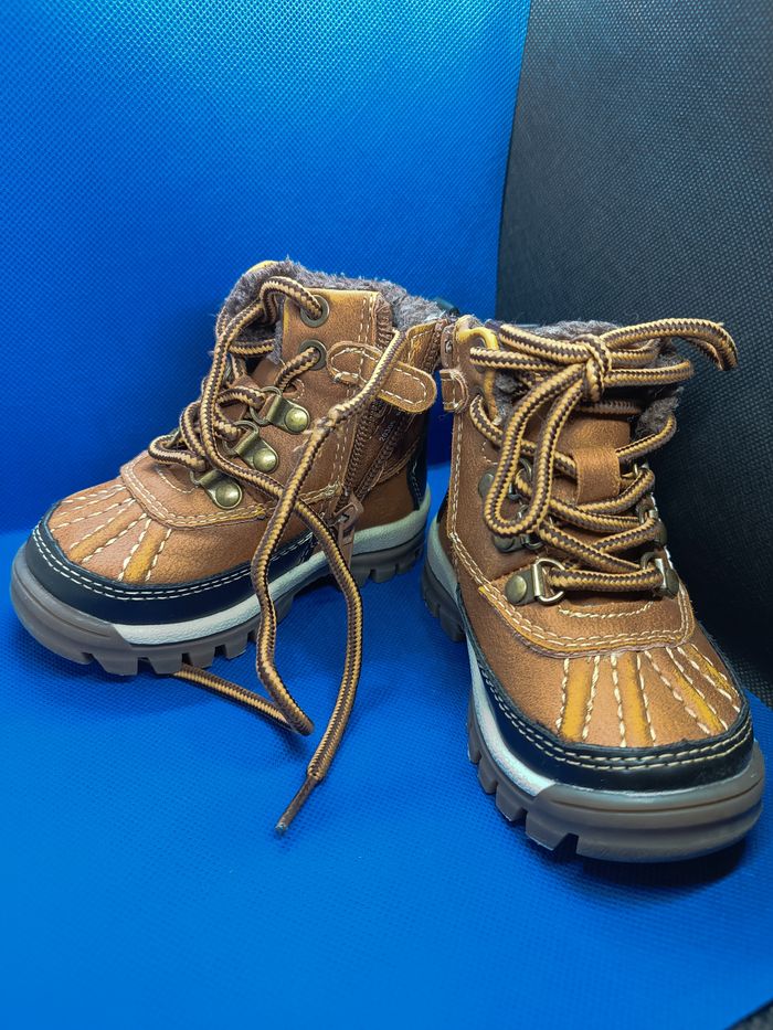 🐻 Bottines bébé Charlie & Friend – immitation cuir & moumoute – T21 - photo numéro 2