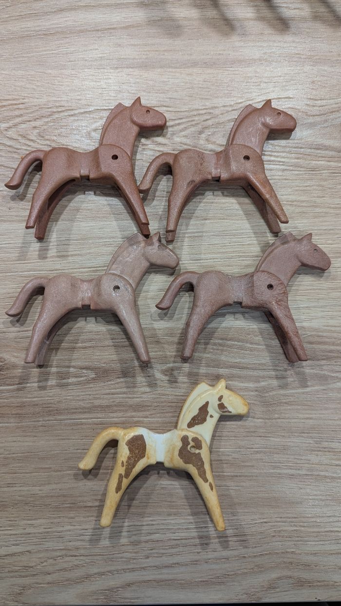 Lot de 38 chevaux playmobil vintage - photo numéro 7