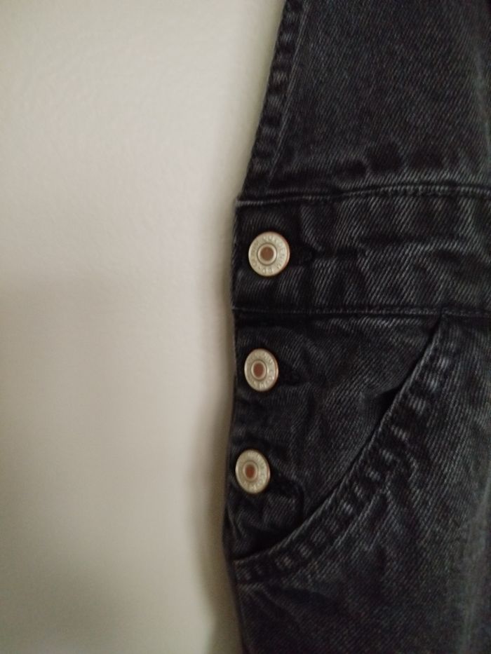 Salopette en jean - photo numéro 3