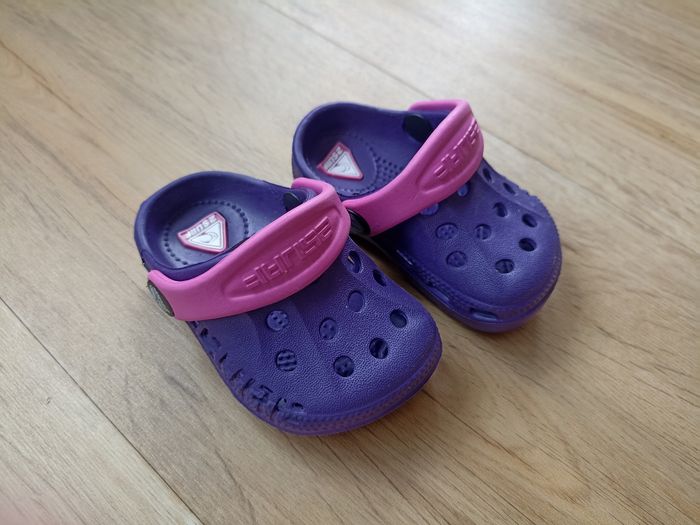 Lot de 32 vêtements/chaussures bébé - photo numéro 9
