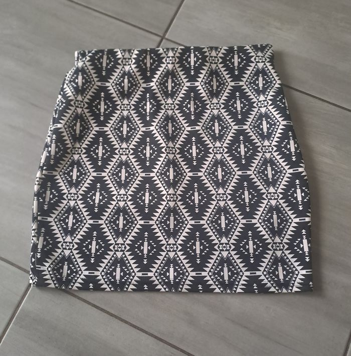 Jupe courte noir blanche MIM Taille M