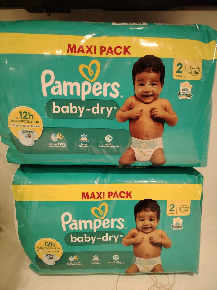 2 maxi pack de 136 couches pampers baby-dry taille 2