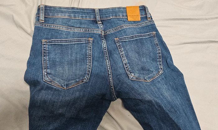 🪷Jean troué slim zara - photo numéro 2