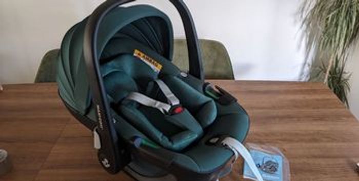 Cosy pebble 360 maxi cosi excellent état