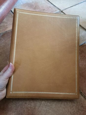 Classeur beige vintage Sveb