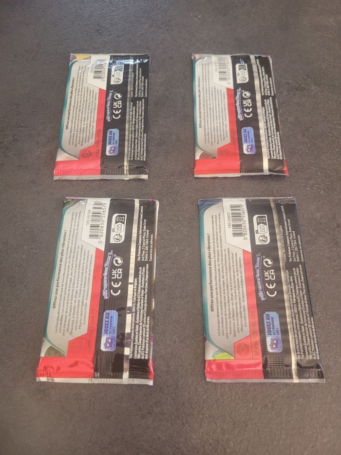 Lot 4 booster evolutions a Paldea - photo numéro 2