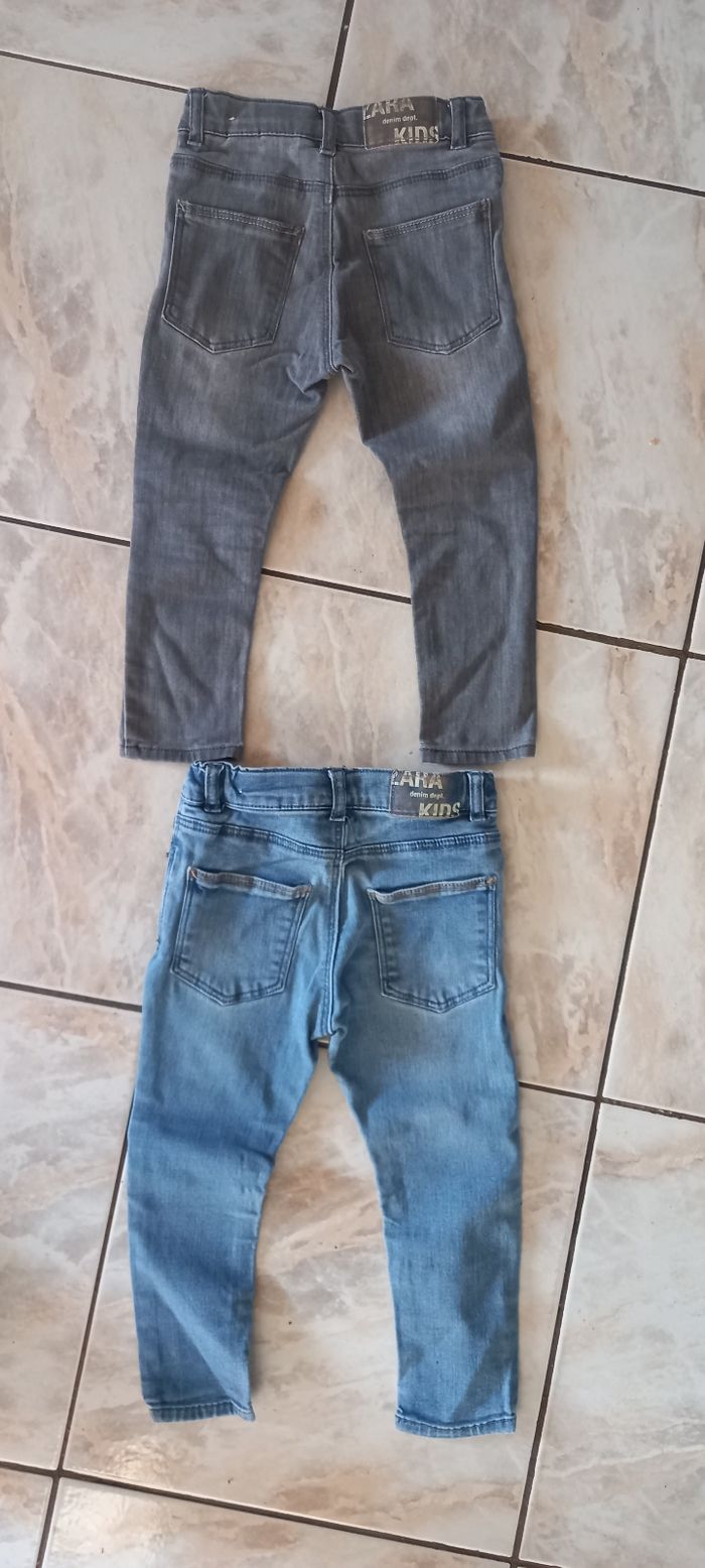 Lot 2 jeans skinny mixte taille 18/24 mois - photo numéro 2