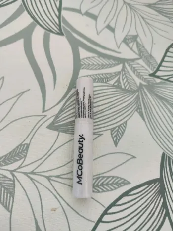 Mco beauty gel à sourcils transparent 3ml à utiliser 12 mois après ouverture