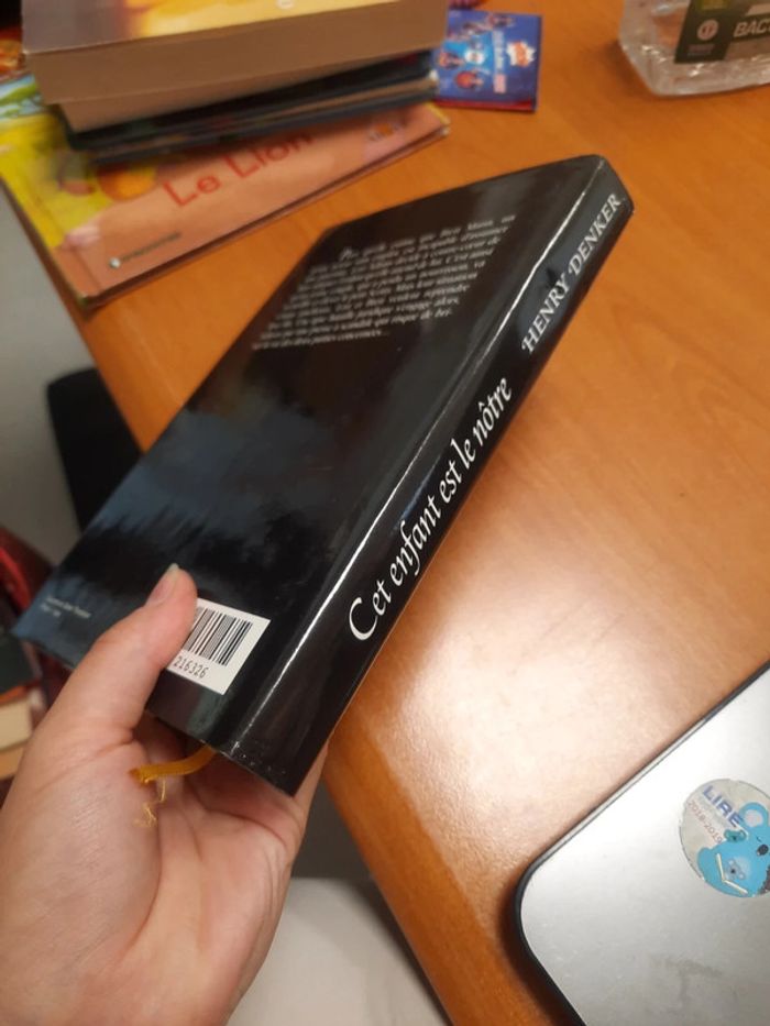 Livre thème adoption retrait enfant - photo numéro 3