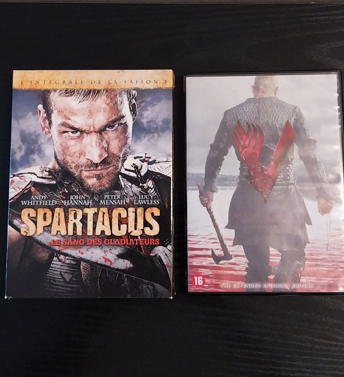 Lot series Spartacus et Vikings