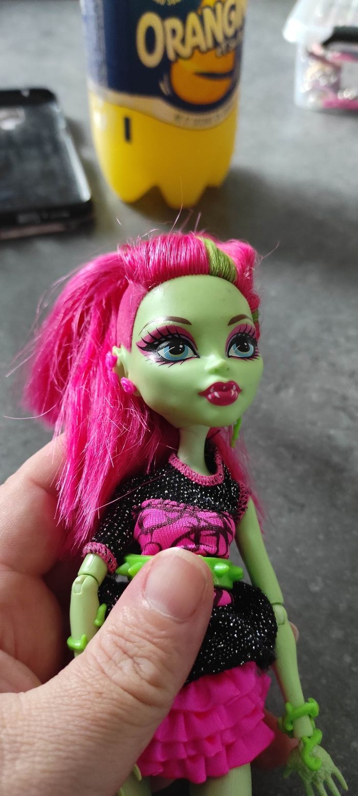 (A60) Monster High Venus Night Out - photo numéro 4
