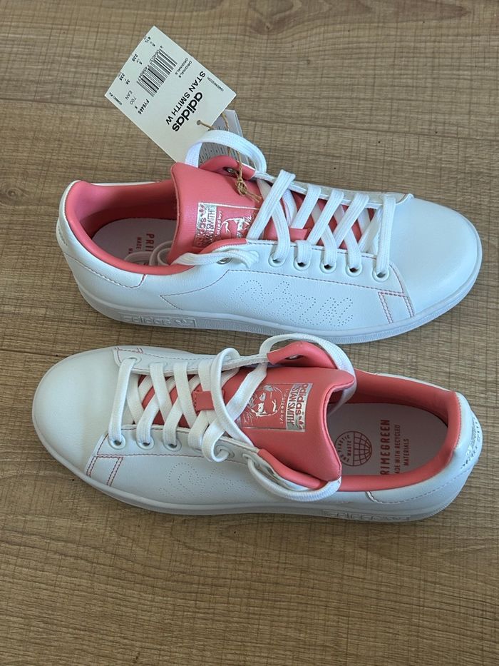 Baskets blanches et roses neuves Adidas Stan Smith pointure 38 - photo numéro 10