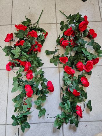 Lot de 2 guirlandes à suspendre - Roses rouges