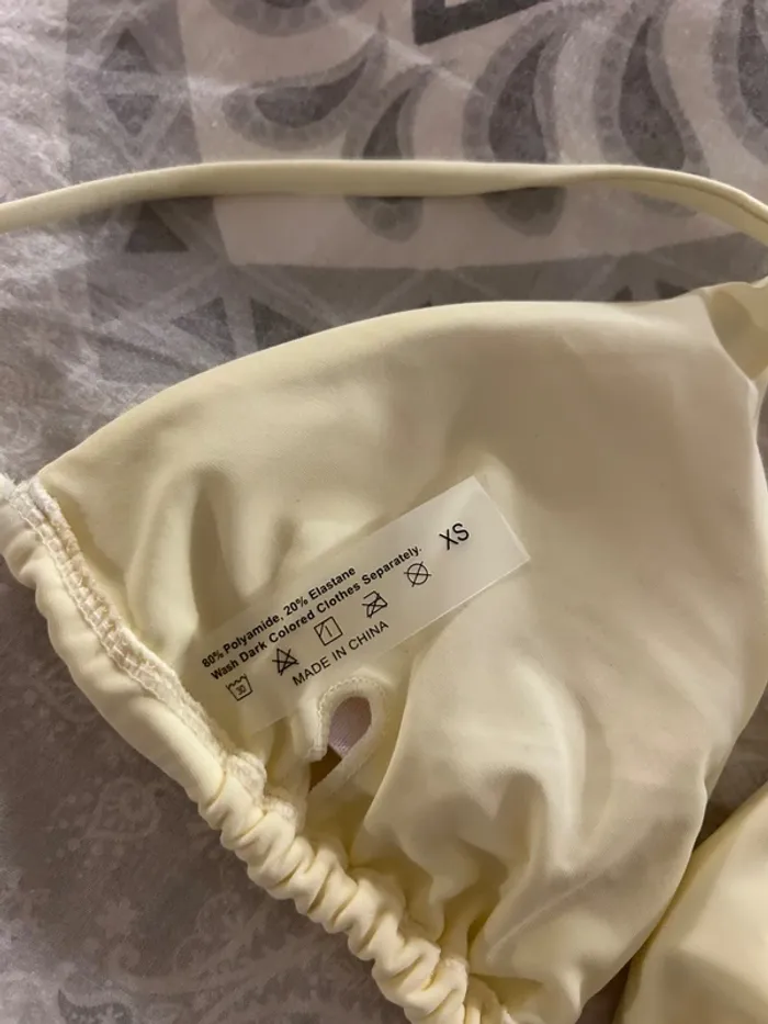 Haut de maillot de bain neuf - photo numéro 4